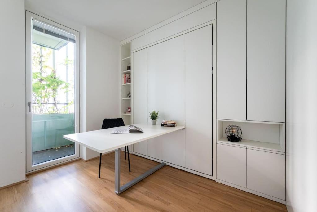 Hm • New Studio By Wu & Messe * Wien